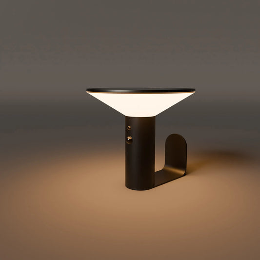 Solara Wall-black-ON
